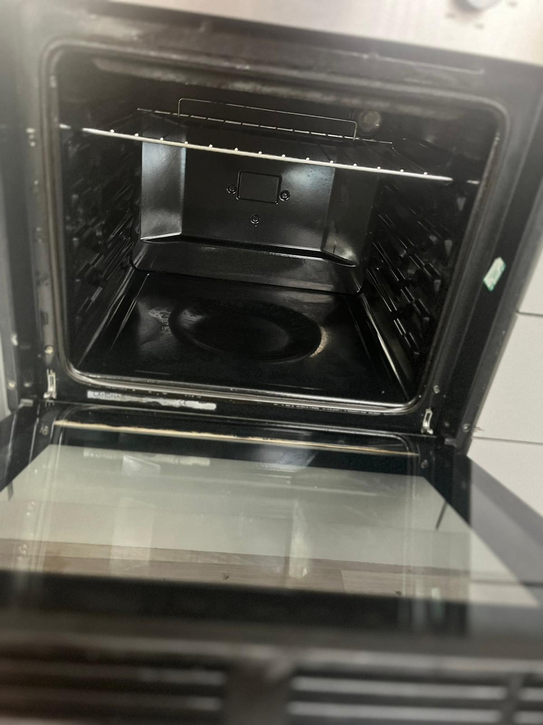 Why Freedom Services is the Best Oven Cleaning Service in Preston